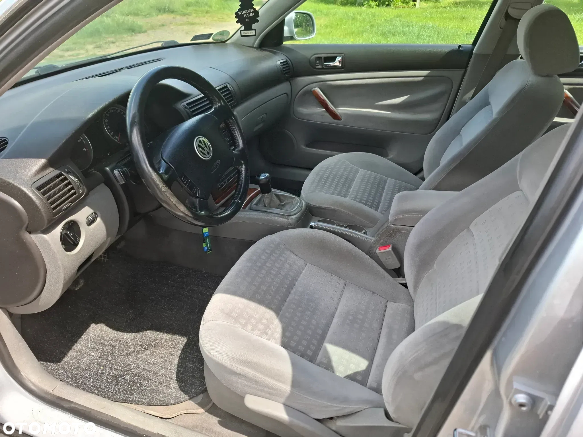 Volkswagen Passat 2.0 Comfortline - 3