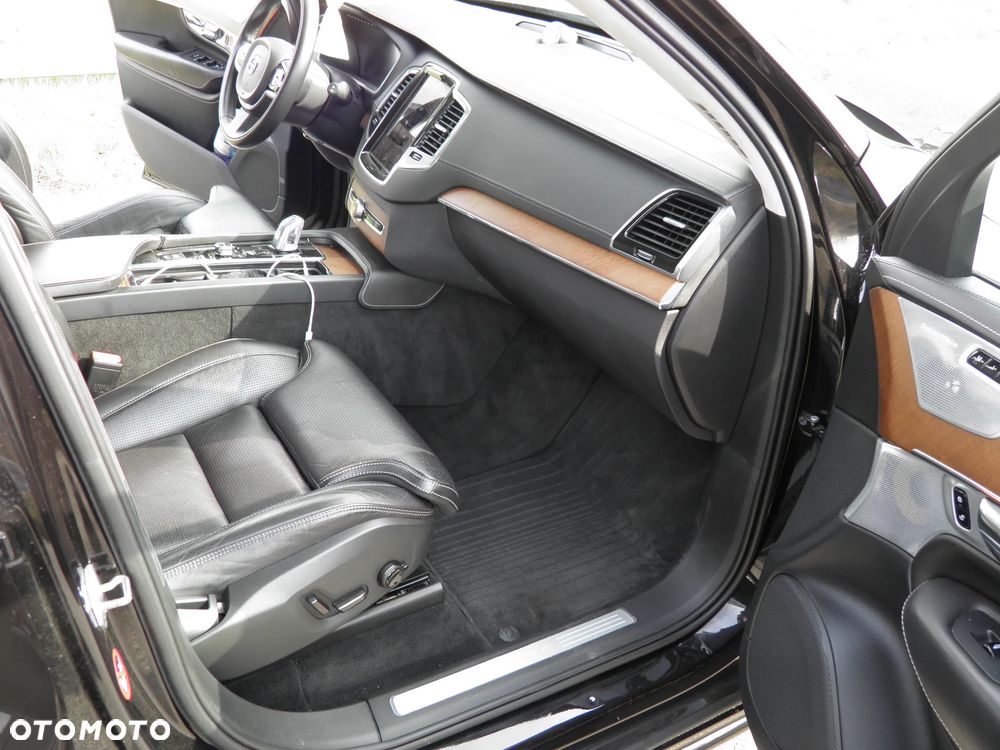 Volvo XC 90 T8 AWD Twin Engine Geartronic Inscription - 9