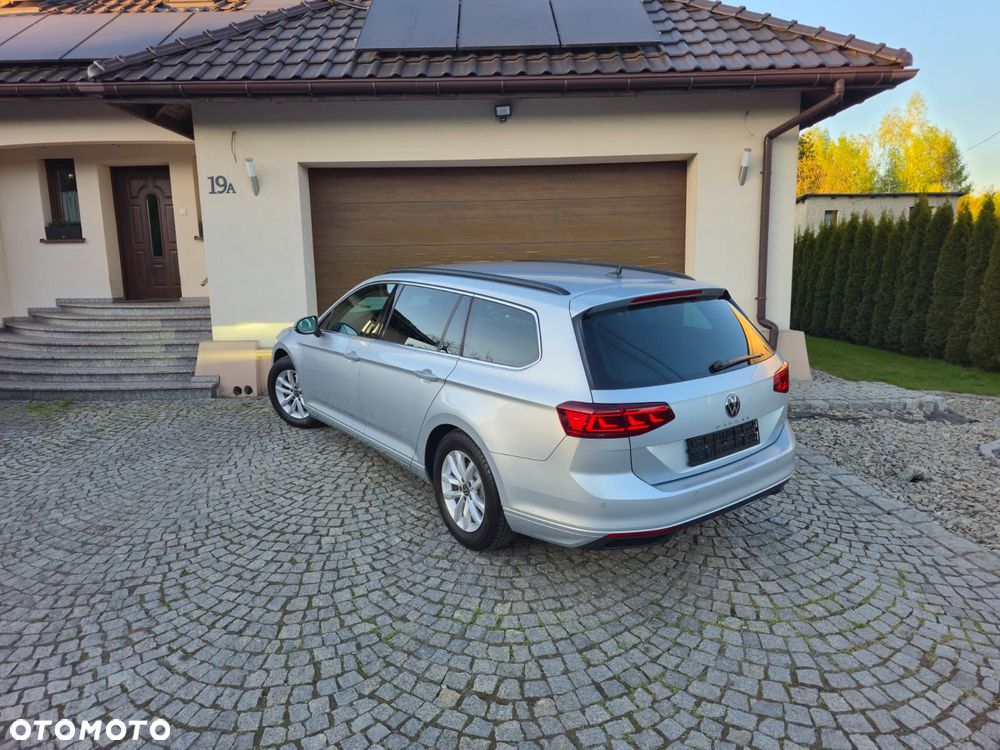 Volkswagen Passat Variant 2.0 TDI SCR Comfortline DSG - 15