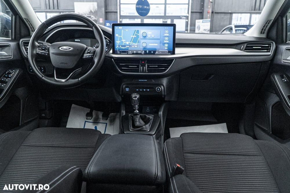 Ford Focus 1.0 EcoBoost Titanium - 36