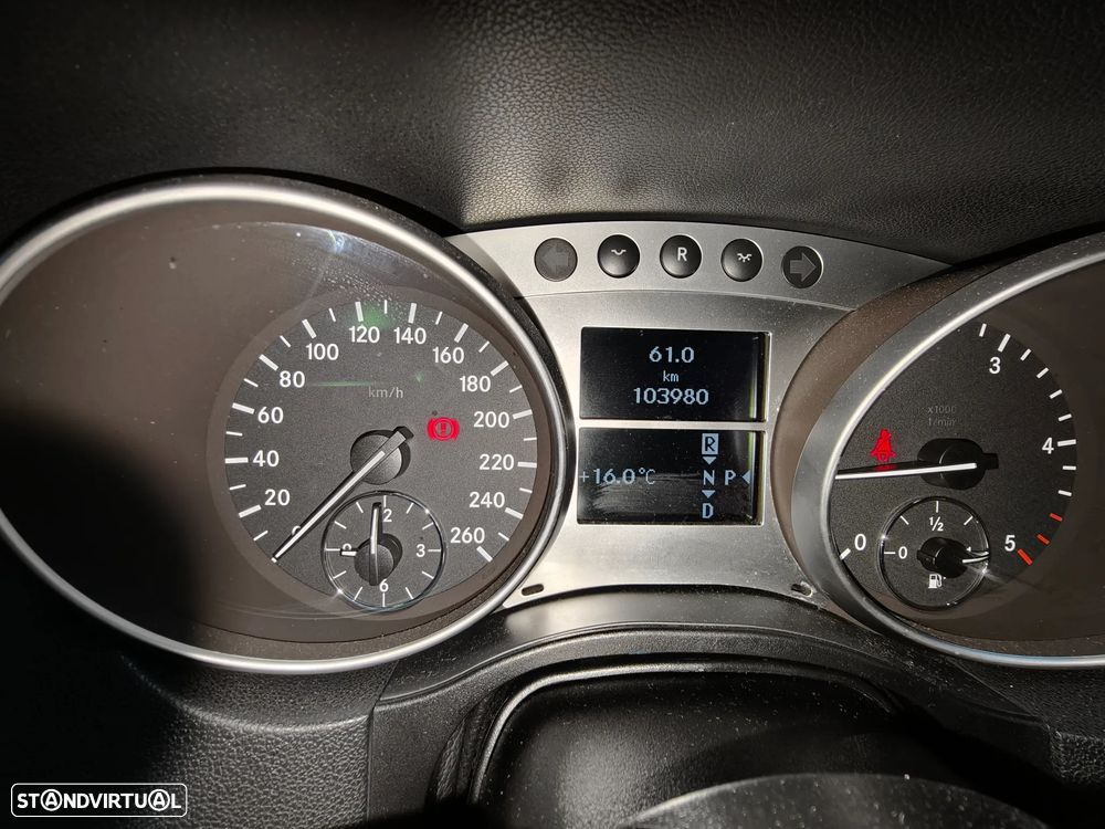 Mercedes-Benz ML 320 CDi - 11