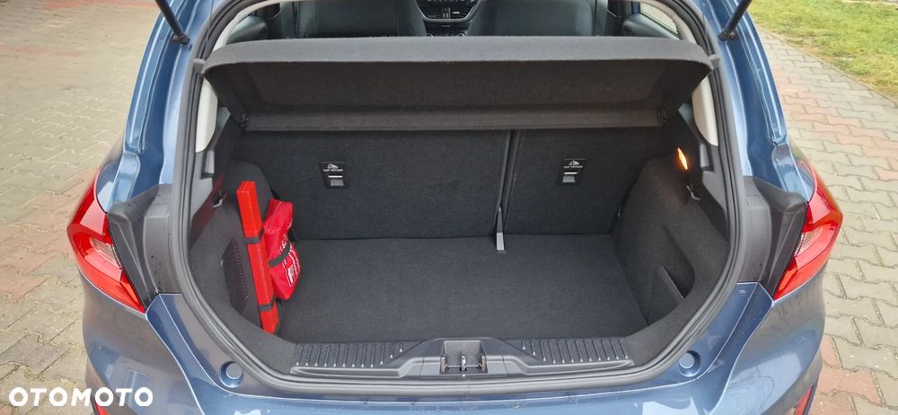 Ford Fiesta 1.1 S&S TITANIUM - 28