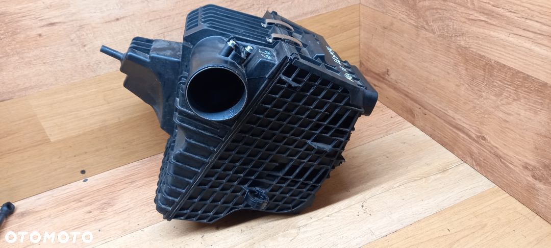 obudowa filtra powietrza renault megane IV rs - 1