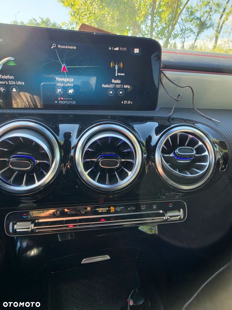 Mercedes-Benz CLA - 14