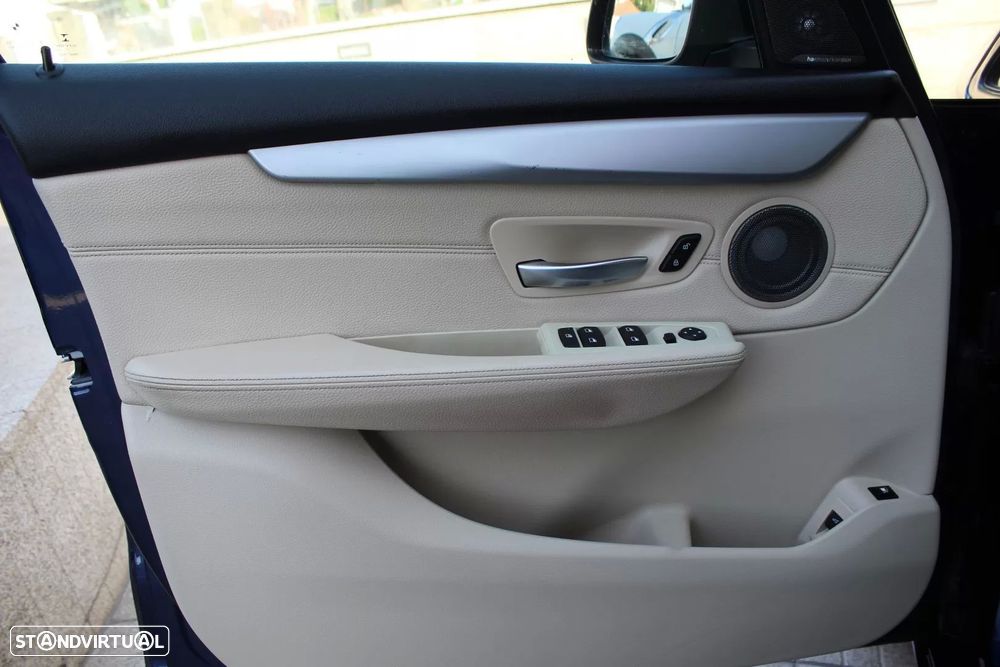 BMW 225xe Active Tourer Line Luxury - 12