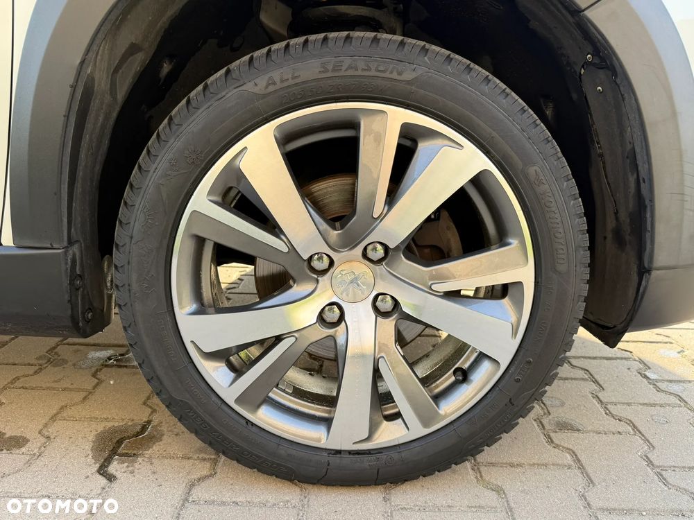 Peugeot 2008 PureTech 130 Allure - 9