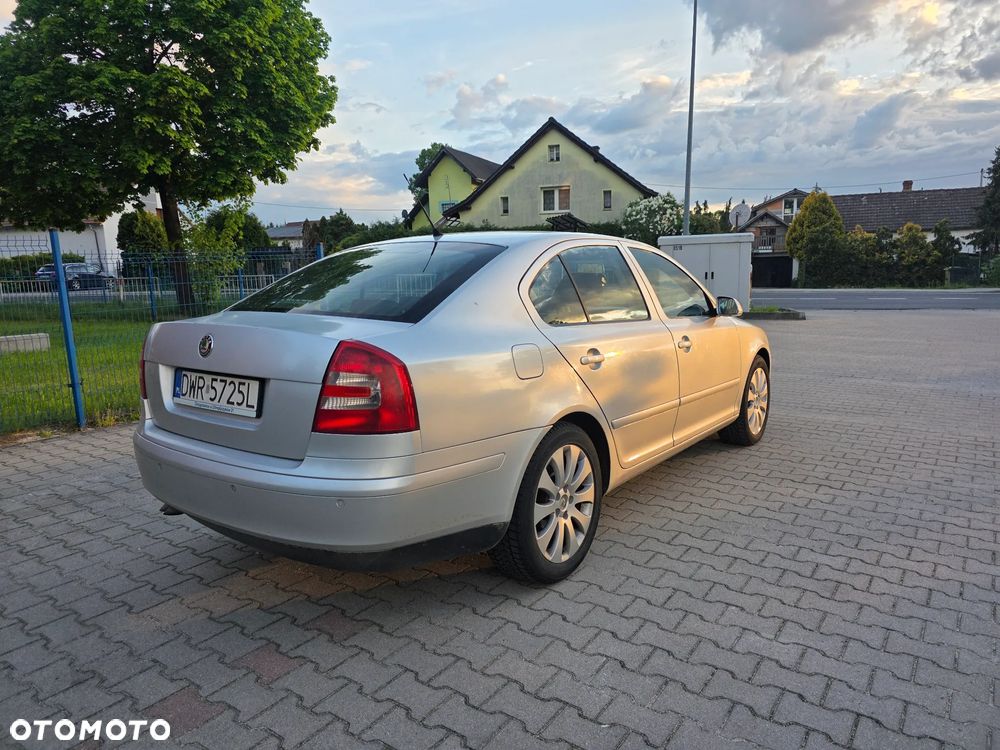 Skoda Octavia 2.0 TDI Ambiente - 6