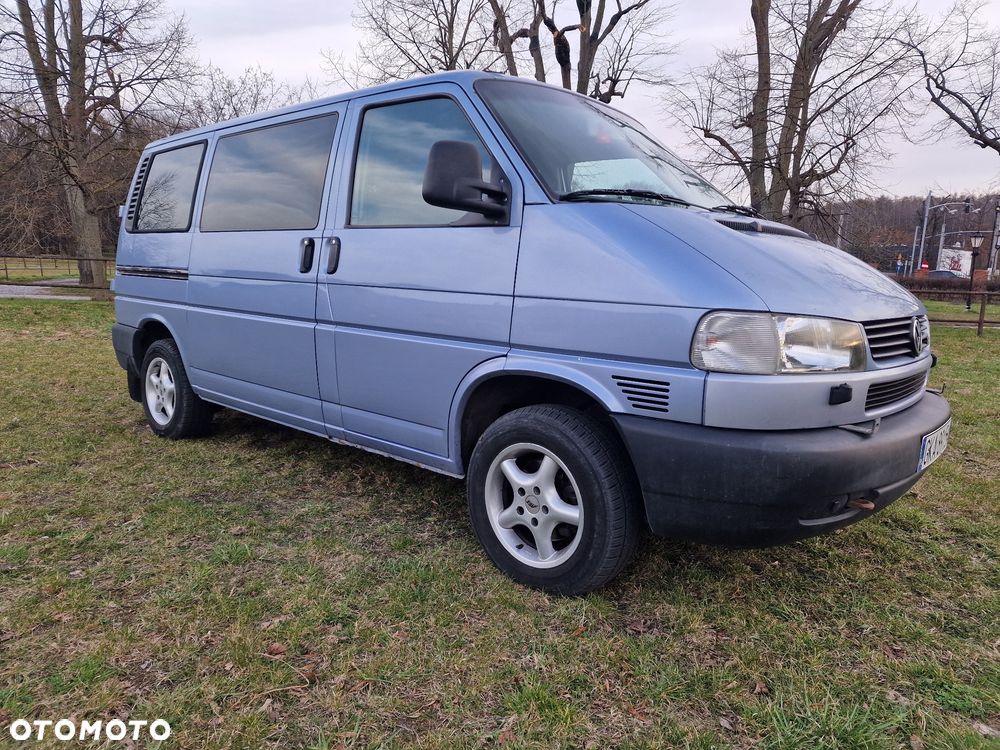 Volkswagen Caravelle - 22