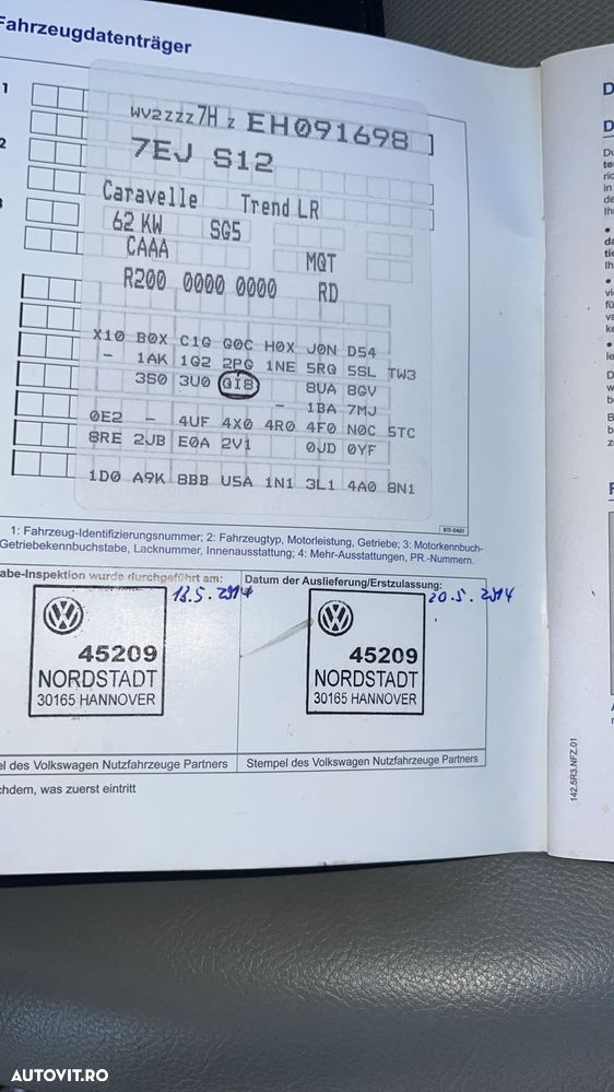 Volkswagen Caravelle - 16