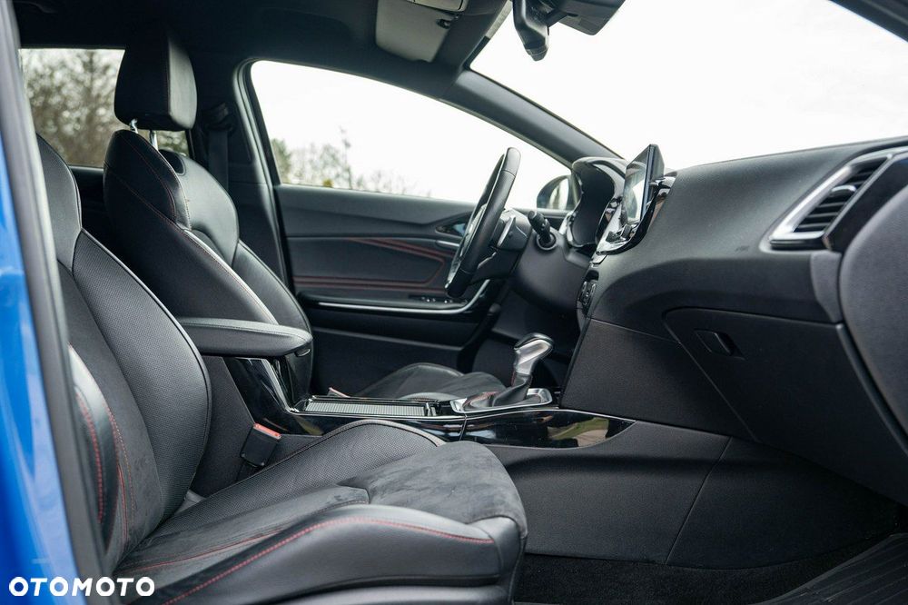 Kia ProCeed 1.6 T-GDI GT DCT - 25