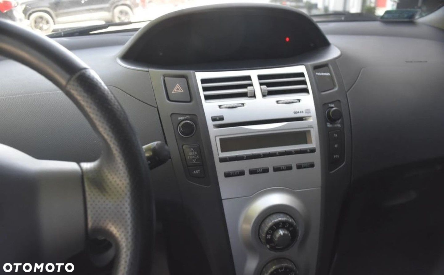 Toyota Yaris 1.4 D-4D Luna - 14