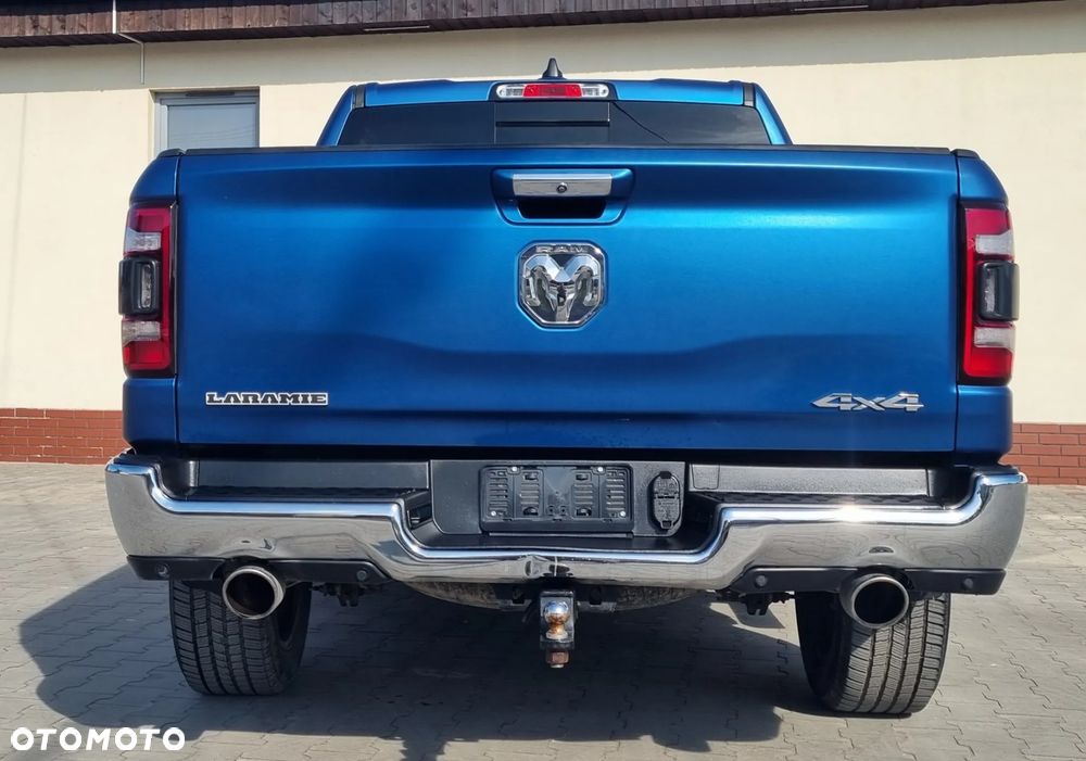 RAM 1500 5.7 Crew Cab Laramie - 3