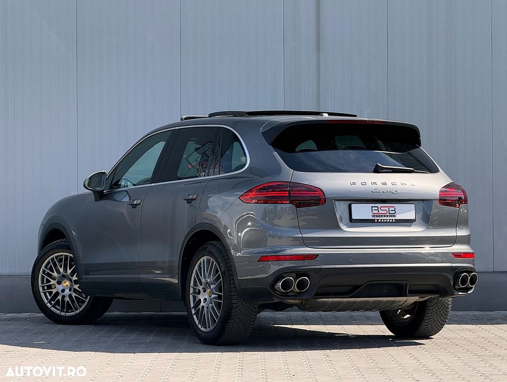 Porsche Cayenne 3.6 L S - 7