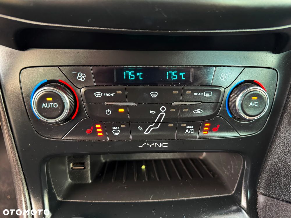 Ford Focus 1.6 Gold X - 22