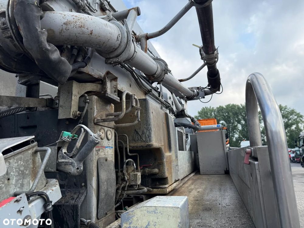 Mercedes-Benz AROCS 2533 6x4 EURO6 POMPA DO BETONU PUTZMEISTER M24-4 - 25