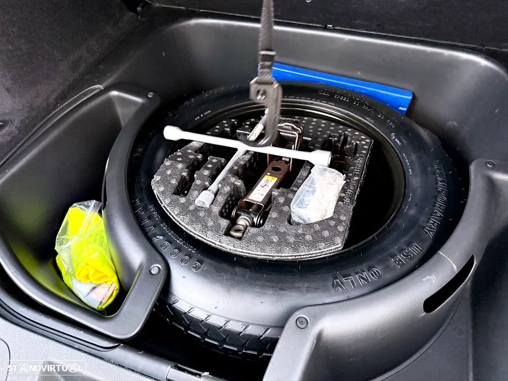 Jeep Grand Cherokee 3.6 V6 Overland - 38