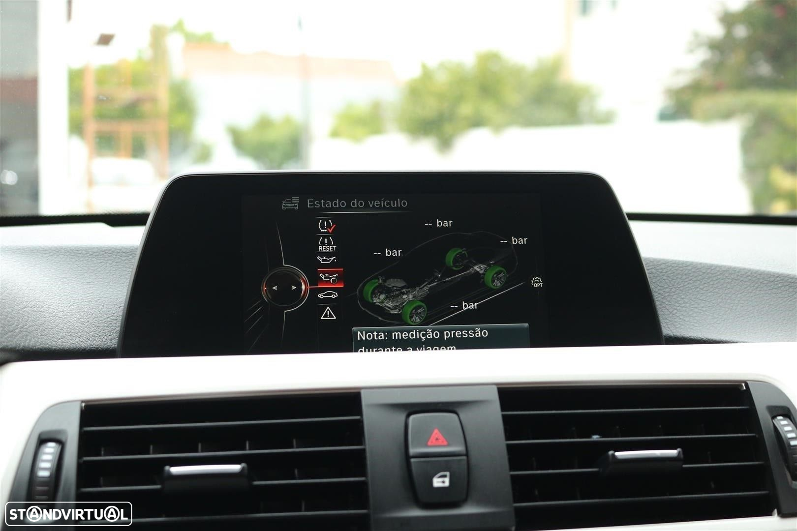BMW 318 d Advantage - 43