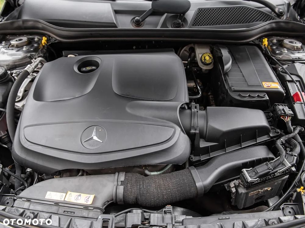 Mercedes-Benz CLA - 35