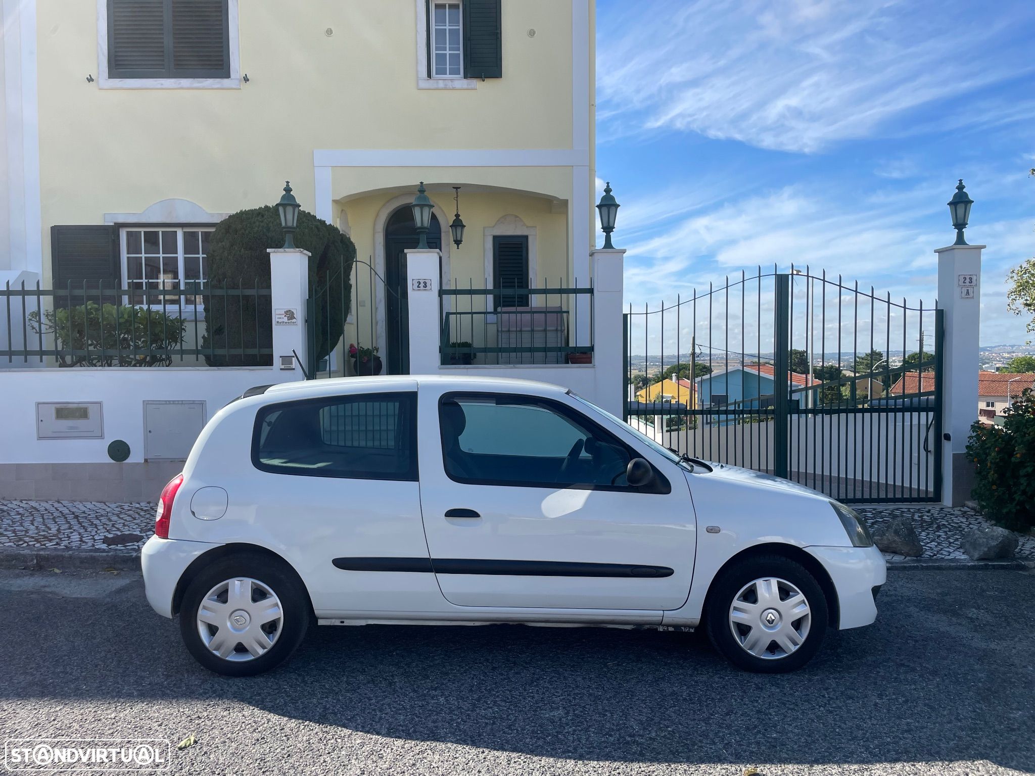 Renault Clio 1.5 dCi Dynamique - 1