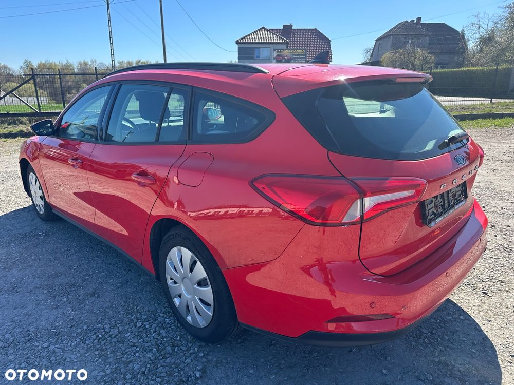 Ford Focus 1.0 EcoBoost Trend Edition - 5