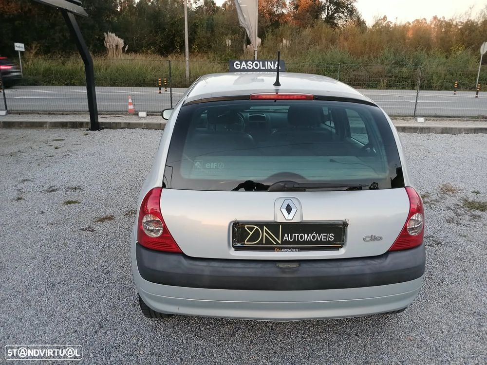 Renault Clio - 8