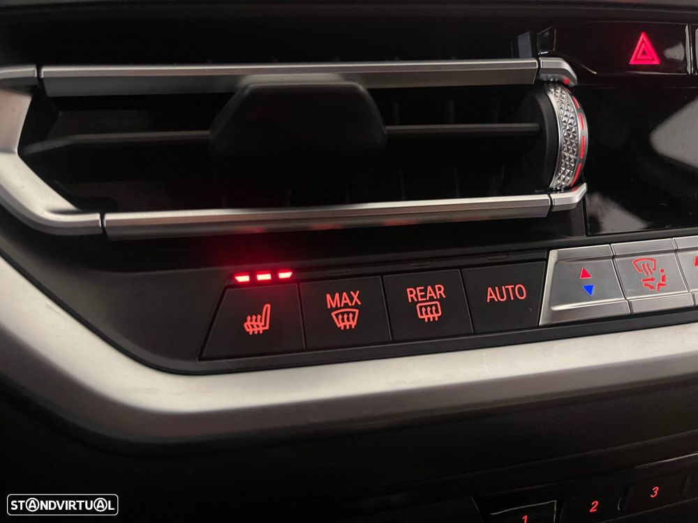 BMW 330 e Pack M Auto - 33