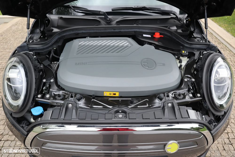 MINI 3 Portas Cooper SE - 14