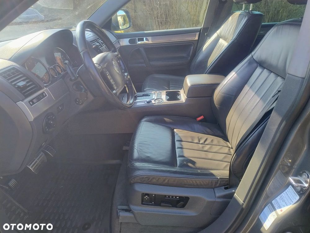 Volkswagen Touareg 5.0 V10 TDI DPF Automatik Exclusive Edition - 9