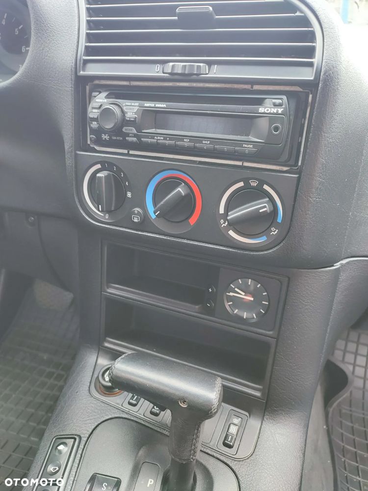BMW Seria 3 - 14