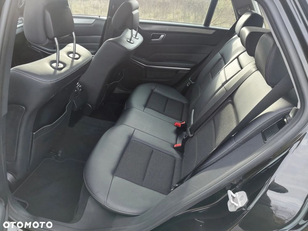 Mercedes-Benz Klasa E 250 BlueTEC 4-Matic Classic - 10