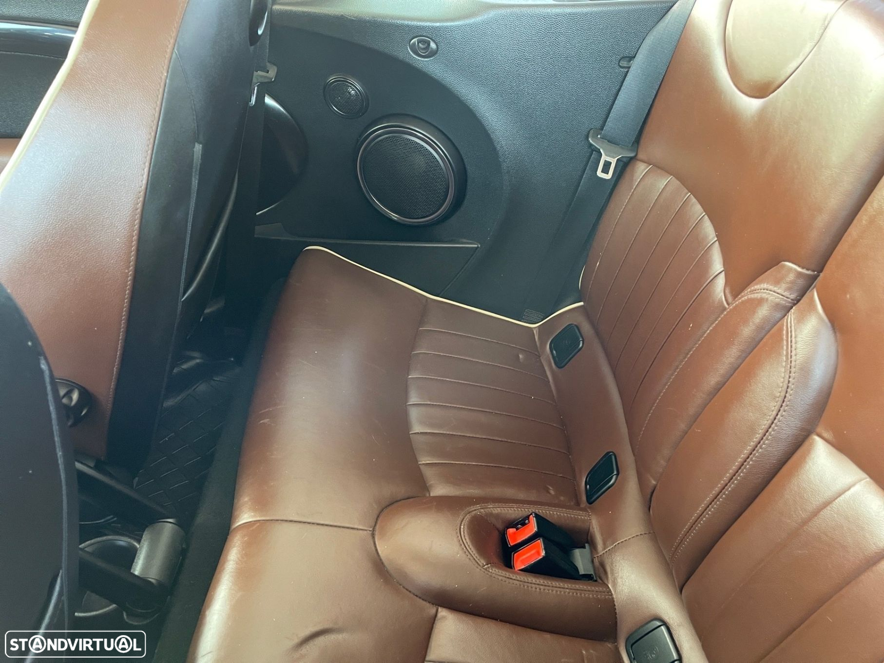 MINI Cabrio Cooper D - 6