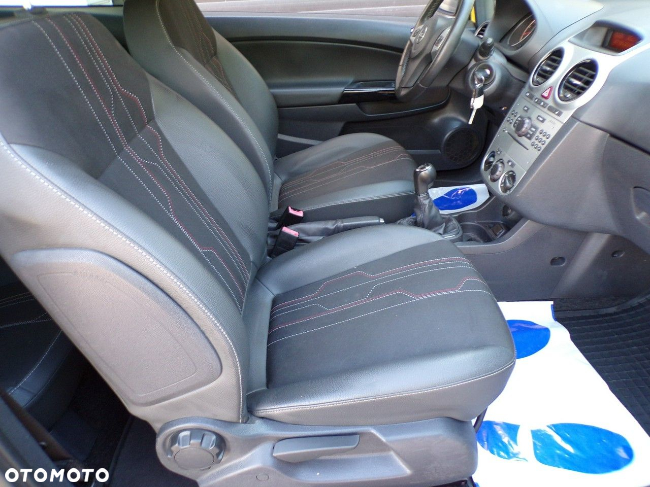 Opel Corsa 1.2 16V EcoFLEX Start-Stop 150 Jahre - 21