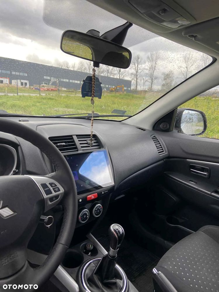 Mitsubishi ASX - 15