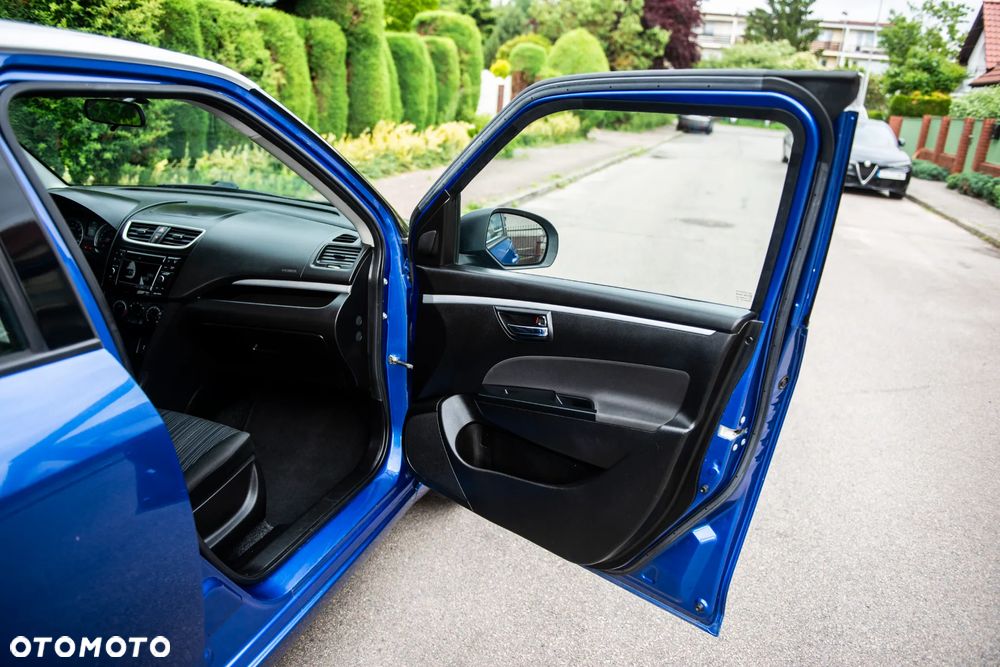Suzuki Swift 1.2 Club - 33