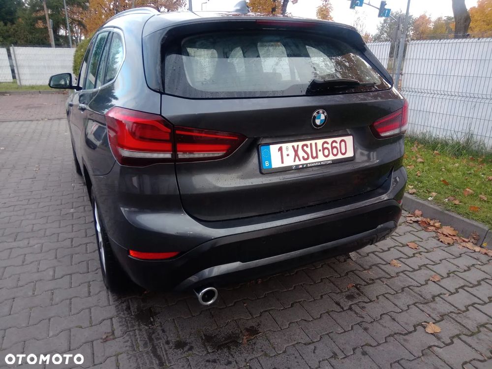 BMW X1 sDrive18i - 8
