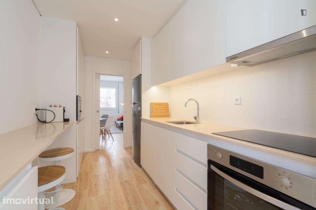 Apartamento com 2 quartos - localizado em Paranhos Porto - Grande imagem: 2/33