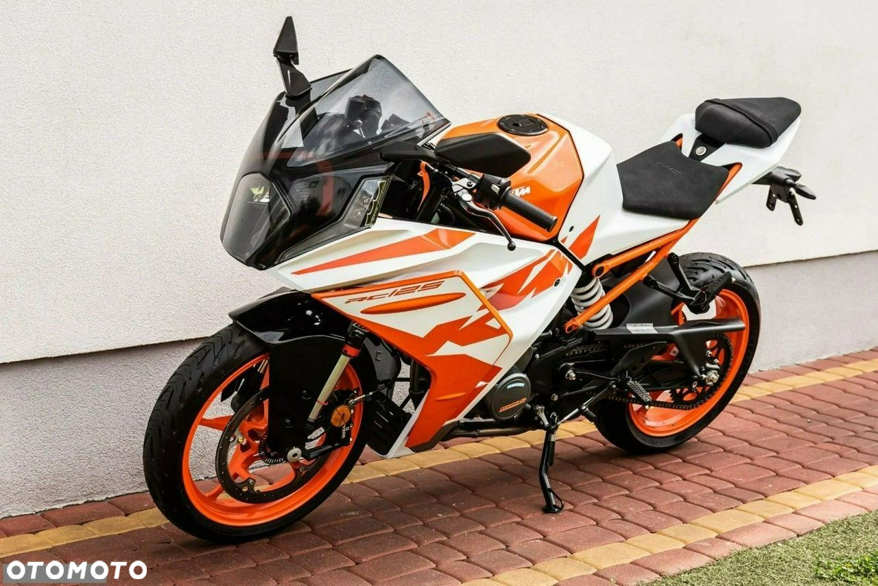 KTM RC 125 - 6