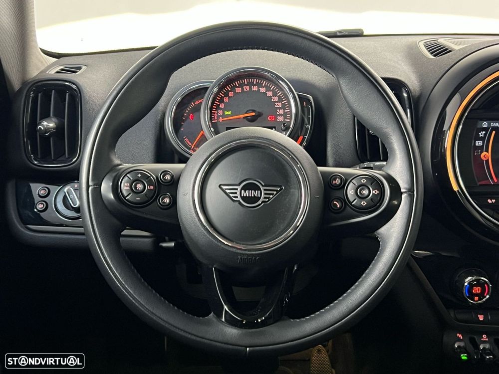 MINI Countryman Cooper SE ALL4 Auto - 10