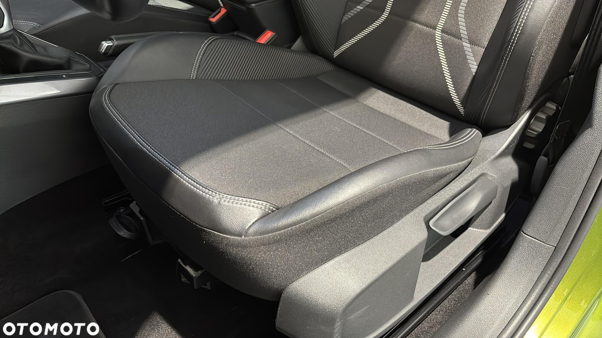 Volkswagen Taigo 1.5 TSI ACT Style DSG - 12