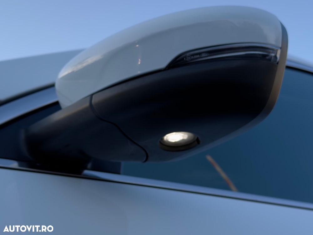 Ford Kuga 2.5 Duratec PHEV Titanium - 29