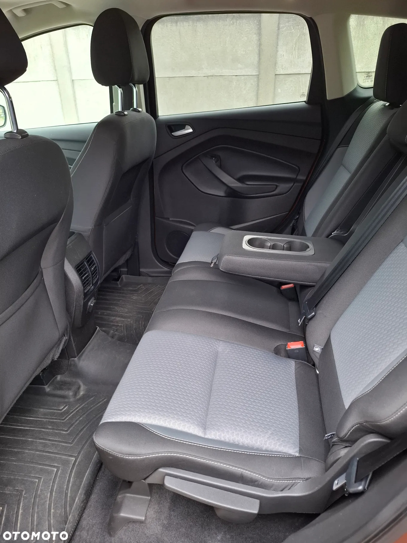 Ford Kuga - 14