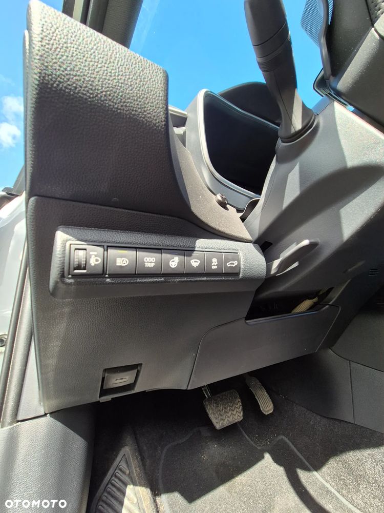 Toyota Corolla 2.0 Hybrid GR Sport Dynamic - 15