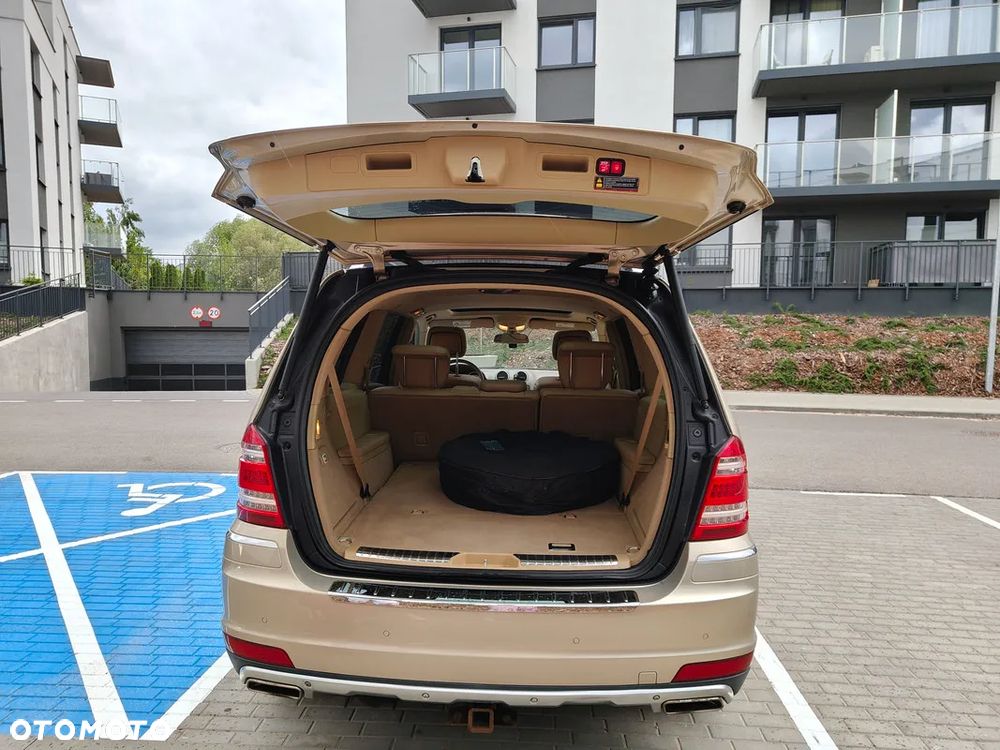Mercedes-Benz GL 450 4Matic 7G-TRONIC - 8