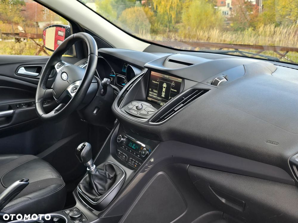 Ford Kuga 2.0 TDCi 4x4 Titanium - 11