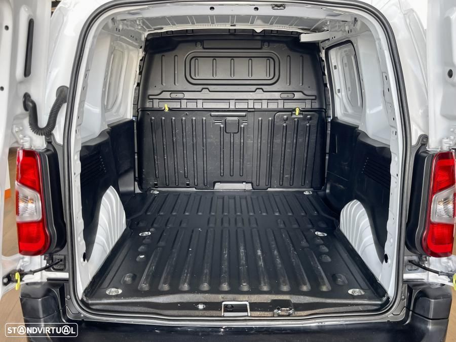 Toyota Proace City 1.5D L1 Comfort 3 Lugares c/IVA DEDUTÍVEL - 19