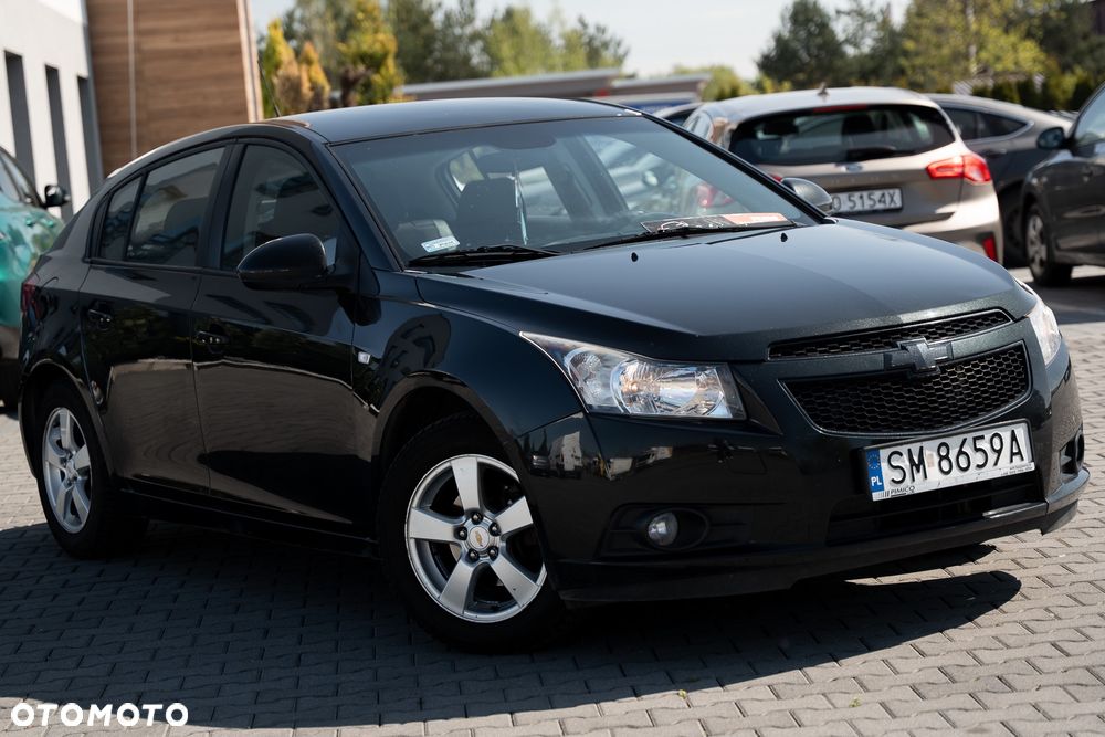Chevrolet Cruze 1.6 LT - 4