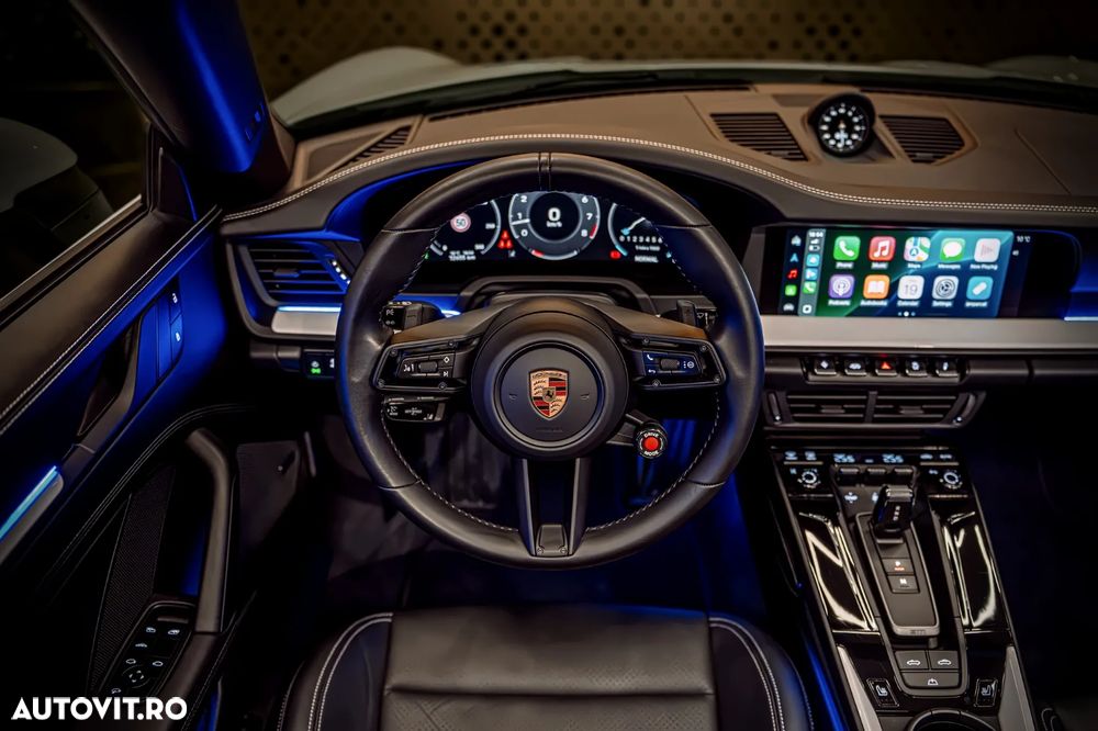 Porsche 911 Carrera PDK - 12