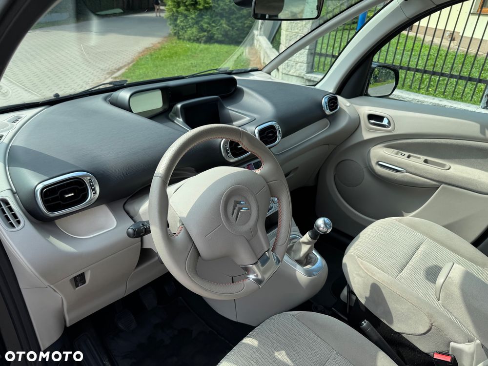 Citroën C3 Picasso 1.6i Exclusive - 18