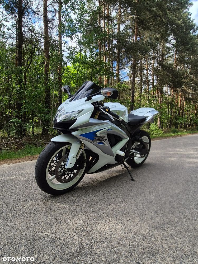 Suzuki GSX-R - 11