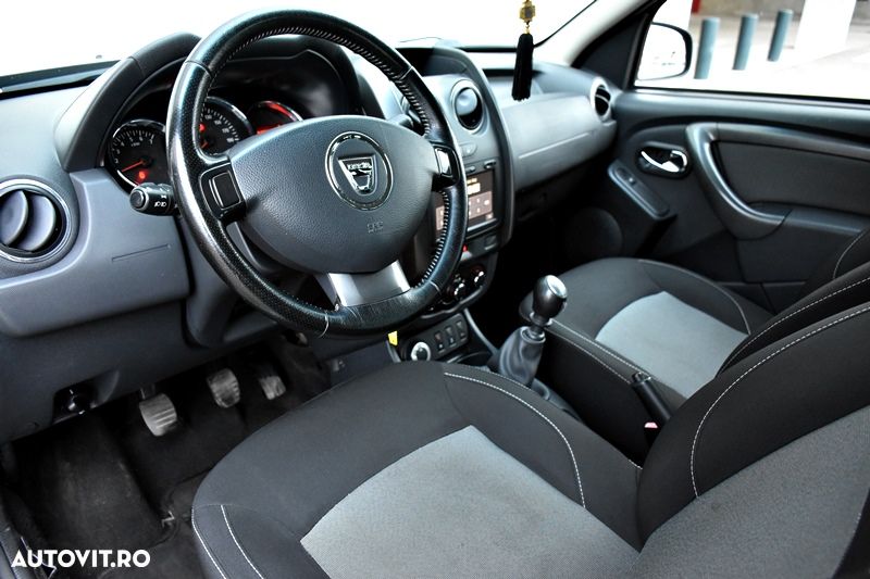 Dacia Duster dCi 110 FAP 4x4 Blackshadow - 10